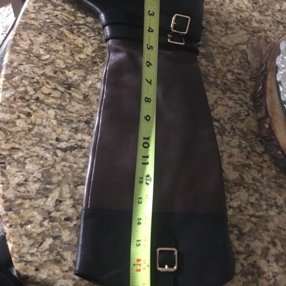 Boots - Picture 5 of 7